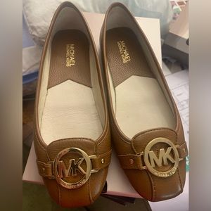 Michael Kors flats